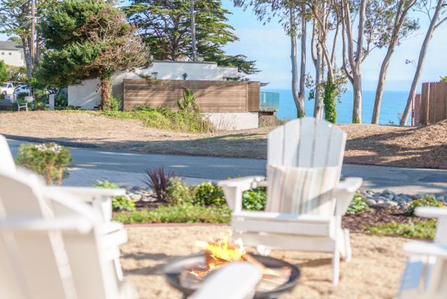 325 Kingsbury Drive, Aptos CA: https://media.crmls.org/mediaz/e46c940f-304a-408f-a442-7d429b17d2ee.jpg