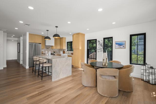 375 E Avenue, Coronado CA: https://media.crmls.org/mediaz/e46d1fcf-5adb-4dcc-ade4-a862e9e715a2.jpg