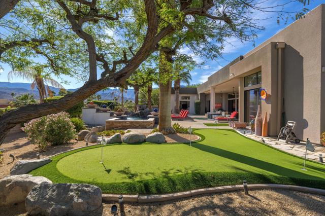 8 Ledgestone Lane, Rancho Mirage CA: https://media.crmls.org/mediaz/e46e3009-7e93-4149-991f-8d3e75037375.jpg