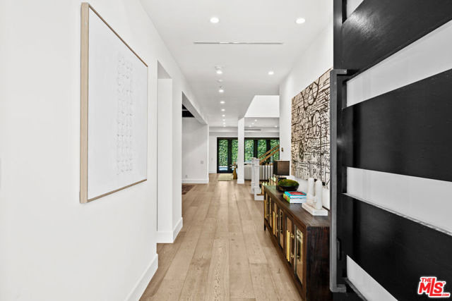 741 N Vista Street, Los Angeles CA: https://media.crmls.org/mediaz/e46e3b62-aeed-41ed-aa91-1bad4d01d788.jpg