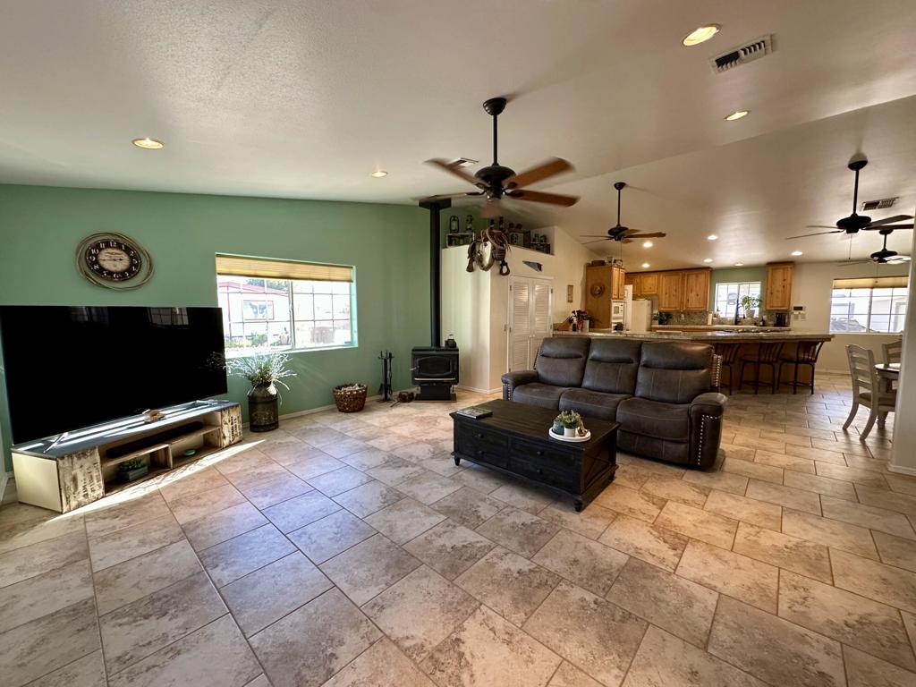 MLS #219137713DA image #3