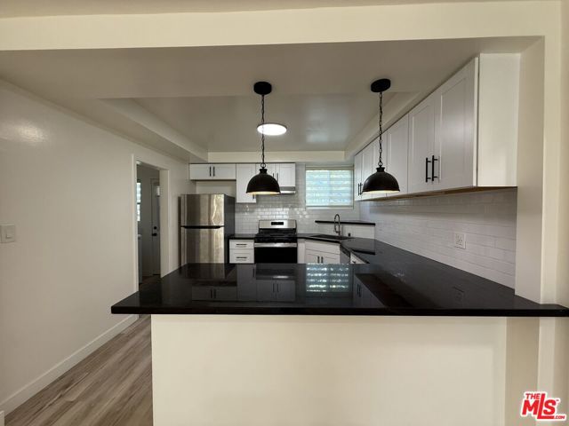 25226 Loytan Street, Torrance, California 90505, 2 Bedrooms Bedrooms, ,1 BathroomBathrooms,Residential Lease,Sold,Loytan,25575827