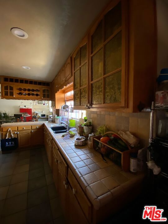 806 Oxford Avenue, Los Angeles, California 90029, 4 Bedrooms Bedrooms, ,2 BathroomsBathrooms,Single Family Residence,For Sale,Oxford,23282607