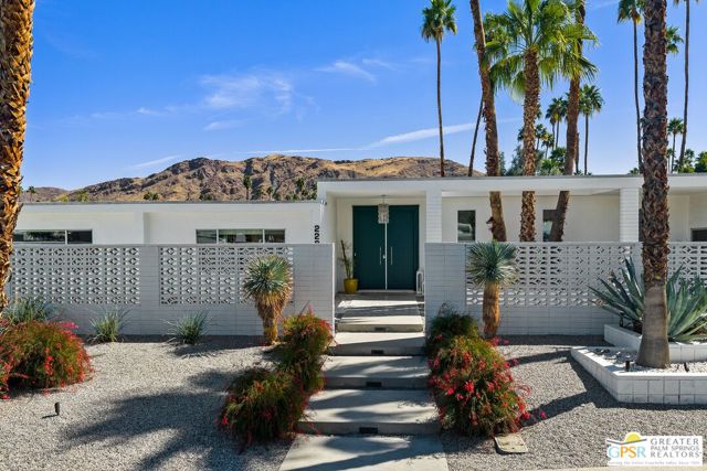 2280 S Camino Real, Palm Springs, CA 92264