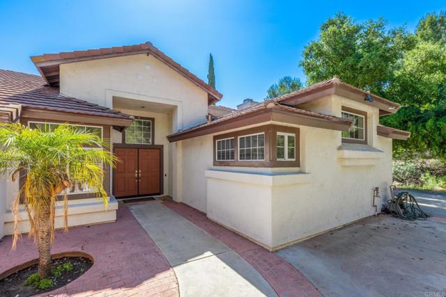 Detail Gallery Image 2 of 32 For 3602 Hidden Ridge Rd, Jamul,  CA 91935 - 4 Beds | 3 Baths