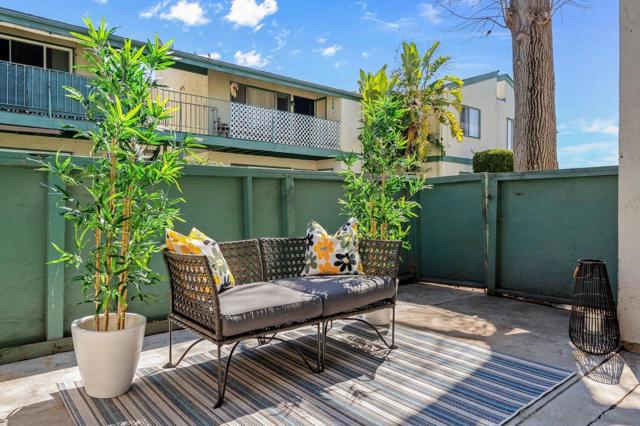1817 E Grand ave, Escondido CA: https://media.crmls.org/mediaz/e46ee28e-5848-43e0-ac2e-9c59309686df.jpg
