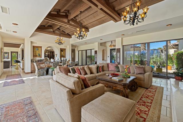 80675 Via Portofino, La Quinta CA: https://media.crmls.org/mediaz/e46f2f42-6dff-4fc6-b3fc-b9b9ef6240ac.jpg