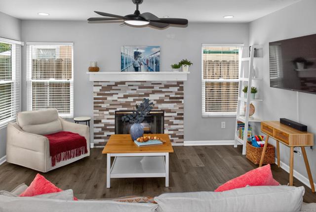 Detail Gallery Image 22 of 67 For 778 Sepia Ct, Oceanside,  CA 92057 - 4 Beds | 3 Baths