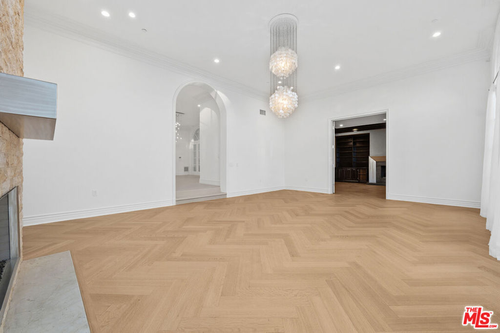 MLS #26862851 image #4