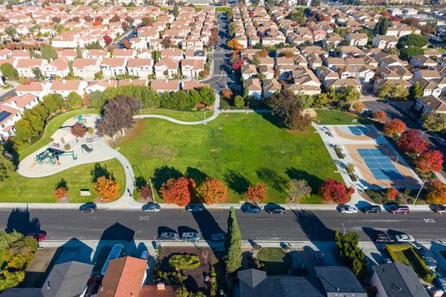 2144 Kingsbury Circle, Santa Clara CA: https://media.crmls.org/mediaz/e4721b92-3aba-474a-84df-9a9ac335e9c4.jpg