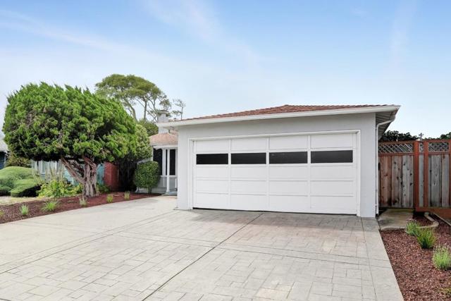 776 Linda Mar Boulevard, Pacifica CA: https://media.crmls.org/mediaz/e4728509-84a9-4ebd-bf7e-f4da65c25547.jpg