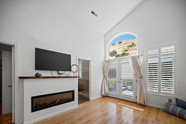 17716 Riverbend Road, Salinas CA: https://media.crmls.org/mediaz/e472cc4d-0676-481e-be0f-d37d11dfe250.jpg