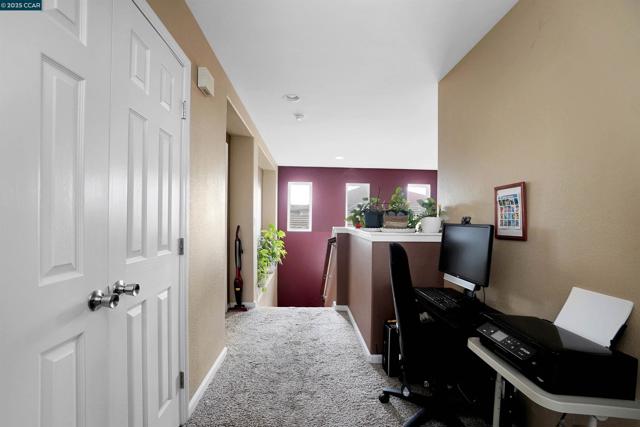 115 Montevino Ct, Oakley CA: https://media.crmls.org/mediaz/e474ee25-24bb-49bf-b275-add13e739b89.jpg
