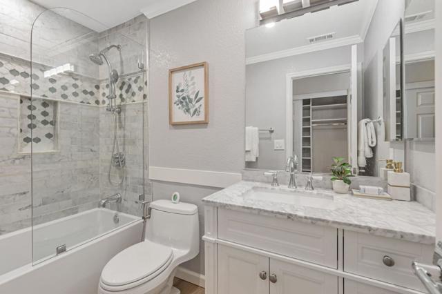 Image 24 of 39 For 415 Camille Circle 14