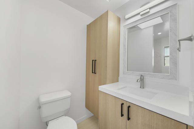 2800 E San Juan Road, Palm Springs CA: https://media.crmls.org/mediaz/e474f8e9-530d-4ee6-a805-03158c7cab3c.jpg