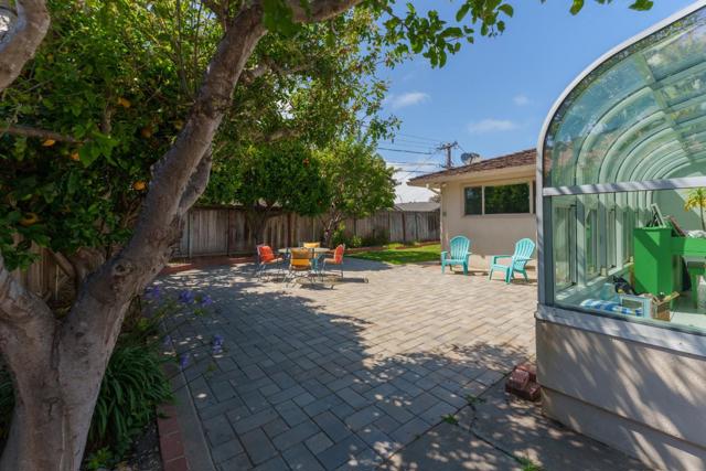 1152 Los Palos Drive, Salinas CA: https://media.crmls.org/mediaz/e475bbfb-6a11-41fb-8aec-ea587f1c0ec0.jpg
