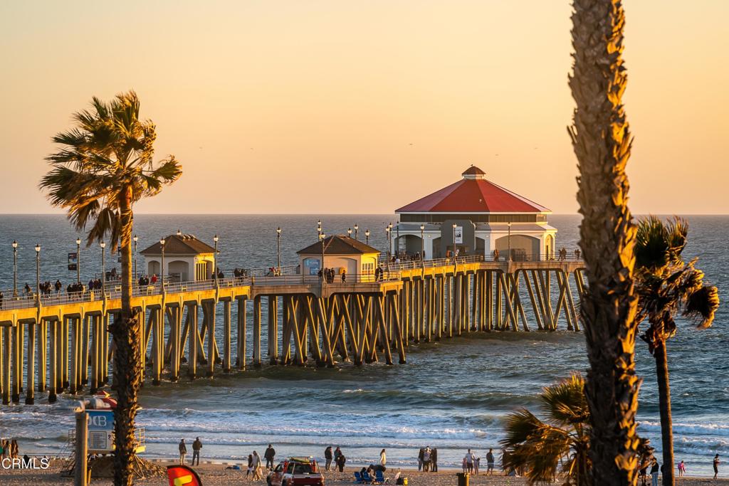 https://media.crmls.org/mediaz/e475e386-7a04-4881-993b-e48e36253abc.jpg?preset=X-Large