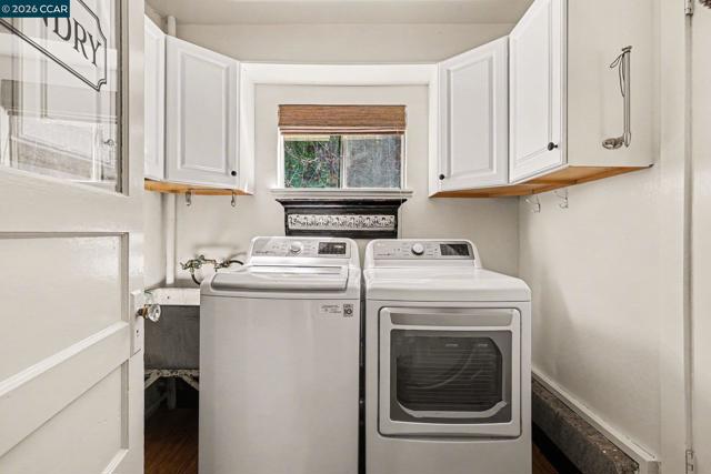 1451 Franklin Canyon Rd, Martinez CA: https://media.crmls.org/mediaz/e4769dc7-8d76-41b8-b655-f7cb1f2e0a6c.jpg