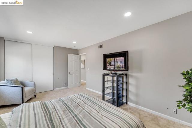 Image 26 of 39 For 3342 San Saba Dr