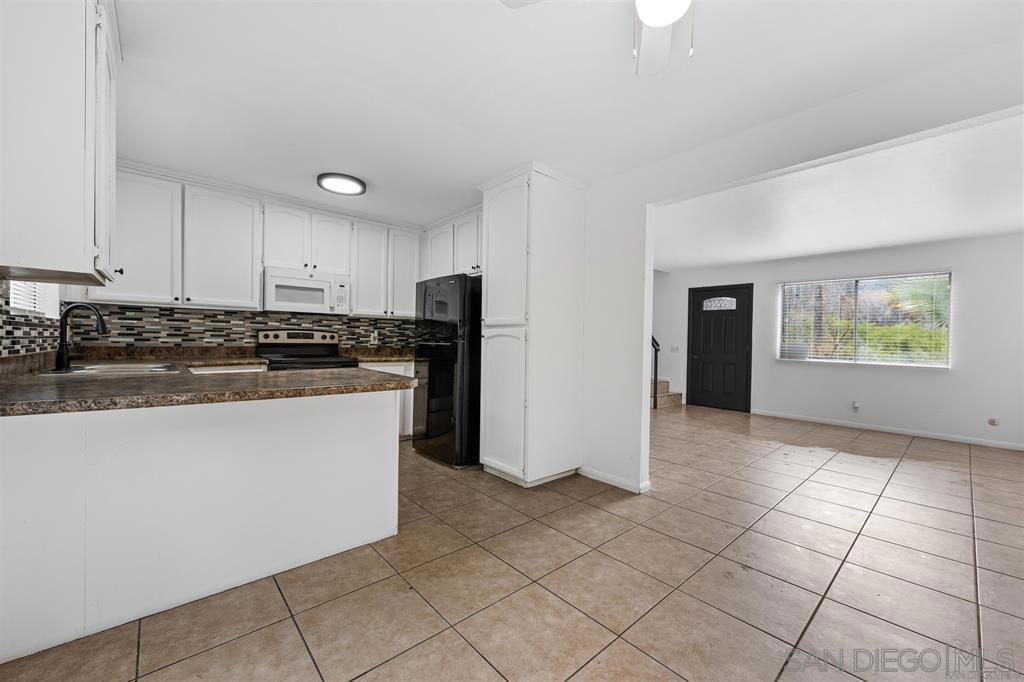 E4785Aeb Cbd5 4046 9Bdf 4C853C9E0F6B 1852 Bakersfield St, Lemon Grove, Ca 91945 &Lt;Span Style='BackgroundColor:transparent;Padding:0Px;'&Gt; &Lt;Small&Gt; &Lt;I&Gt; &Lt;/I&Gt; &Lt;/Small&Gt;&Lt;/Span&Gt;