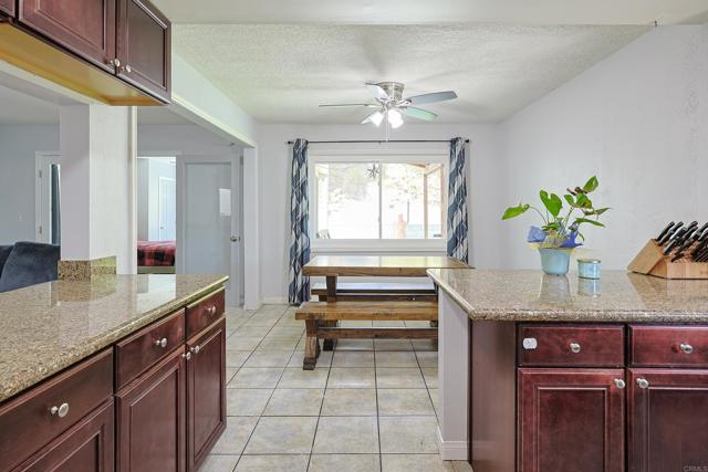 Image 6 of 27 For 7907 Longdale