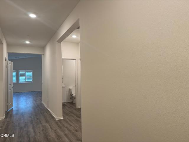4251 Avenue J-3, Lancaster CA: https://media.crmls.org/mediaz/e4798ef0-30de-48d4-a601-f46573b70b54.jpg