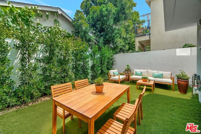 11611 Burbank Boulevard, North Hollywood CA: https://media.crmls.org/mediaz/e47a27bd-85ba-4d97-a84a-0cb8c25d6c47.jpg