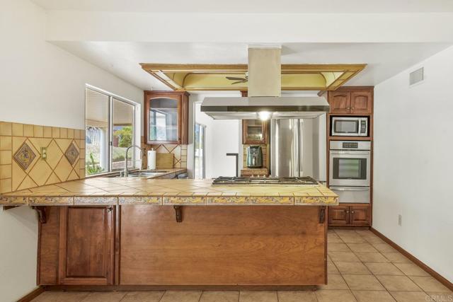 1904 Grove Road, El Cajon CA: https://media.crmls.org/mediaz/e47a6b36-f6ab-4802-8c6b-daf8e37936d4.jpg