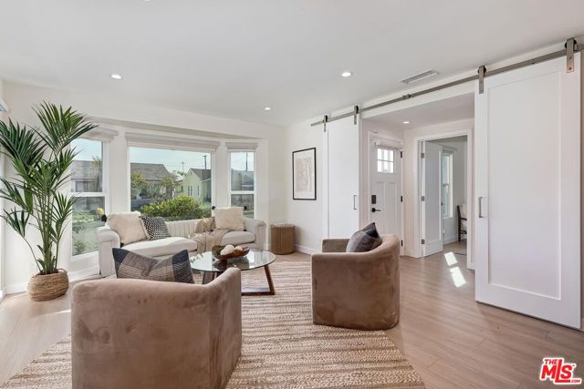 11115 Mcdonald Street photo 1
