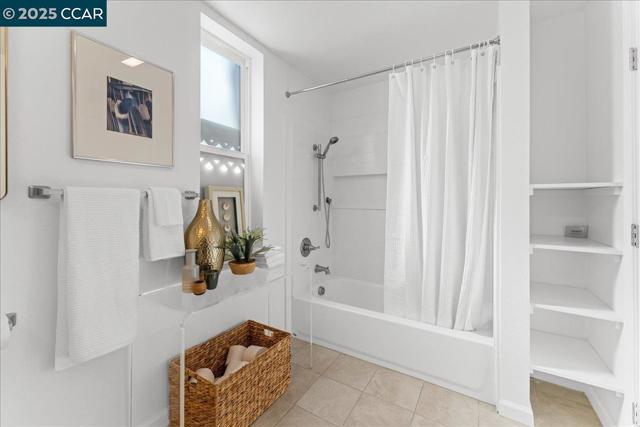 100 Esperanza Place, Walnut Creek CA: https://media.crmls.org/mediaz/e47bb735-2ec2-407d-94b7-5be585b18860.jpg