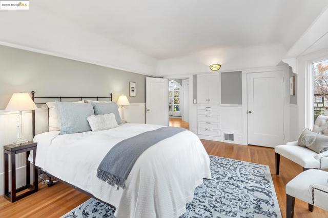 1 Brookside Avenue, Berkeley CA: https://media.crmls.org/mediaz/e47d8e45-d4a8-4526-ba6f-adb6b46a1b3f.jpg