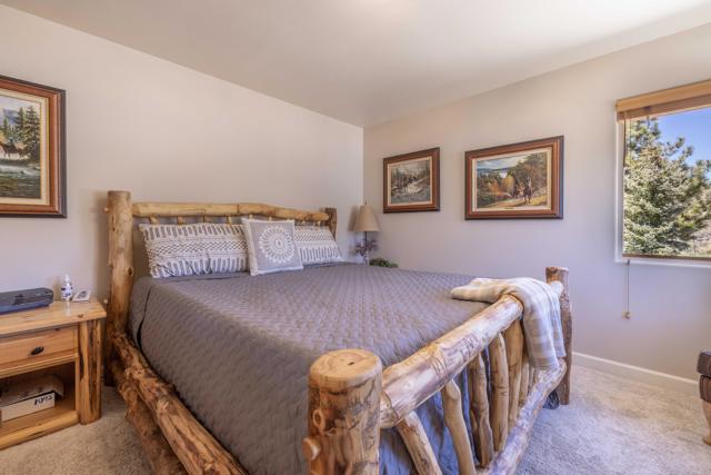 1188 Monte Vista Drive, Big Bear CA: https://media.crmls.org/mediaz/e47e5257-f582-48bf-b7ec-4b01c2d3b305.jpg