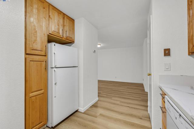 47112 Warm Springs Blvd, Fremont CA: https://media.crmls.org/mediaz/e47f2007-06f6-4930-a177-cf3a4d1b1ebf.jpg