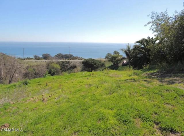 4750 Avenida Del Mar, Malibu CA: https://media.crmls.org/mediaz/e47fb9fe-8b82-4a86-9d25-cd80203d5327.jpg