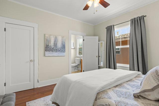 28 Clarendon Road, Burlingame CA: https://media.crmls.org/mediaz/e47fc811-b506-49dd-924a-41616da0cdf3.jpg