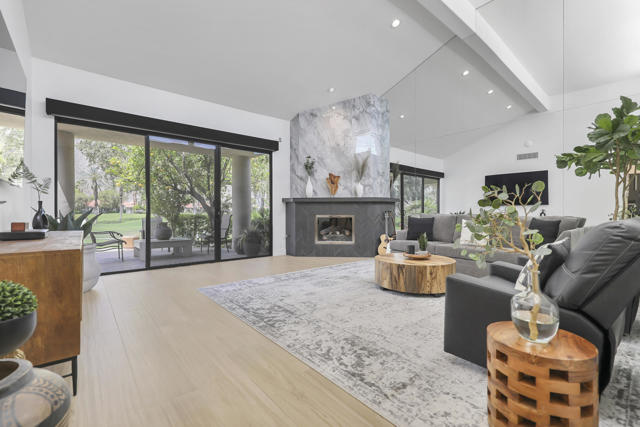 79754 Arnold Palmer, La Quinta CA: https://media.crmls.org/mediaz/e4802832-7104-466d-be35-a7395798b8dc.jpg