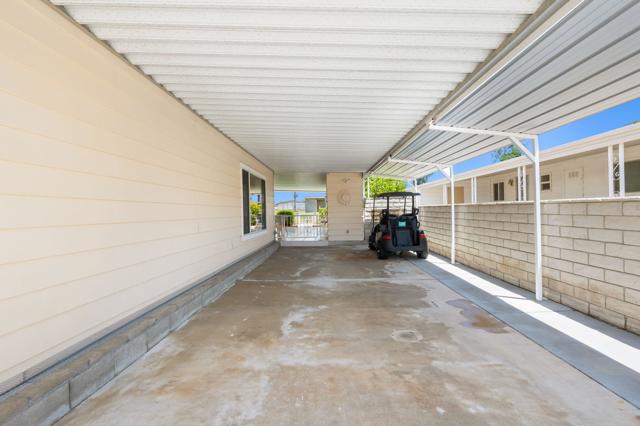 Image 11 of 49 For 38110 Azalea Drive