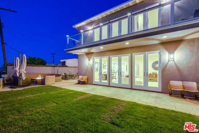 6537 Hedding Street, Los Angeles CA: https://media.crmls.org/mediaz/e480b219-d53d-4f42-99e0-443130023eb2.jpg