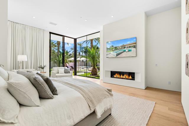 3 Makena Lane, Rancho Mirage CA: https://media.crmls.org/mediaz/e48176e4-d696-4e09-9ac4-857ec9670060.jpg