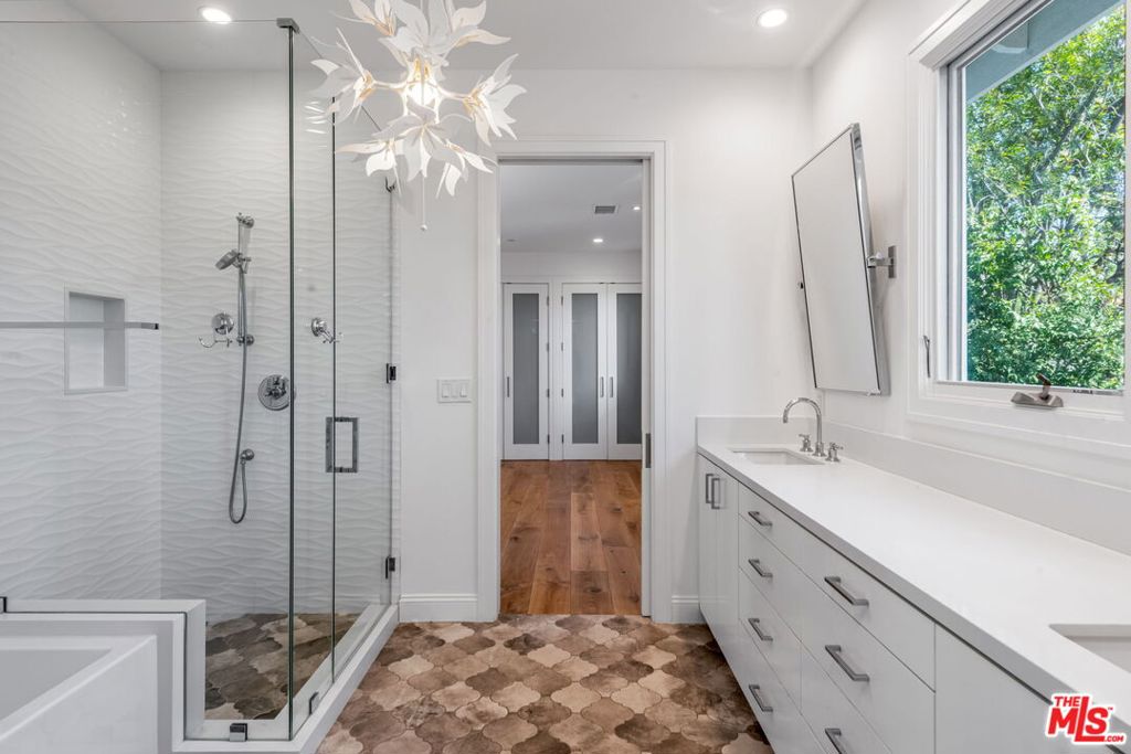 MLS #26649175 image #32