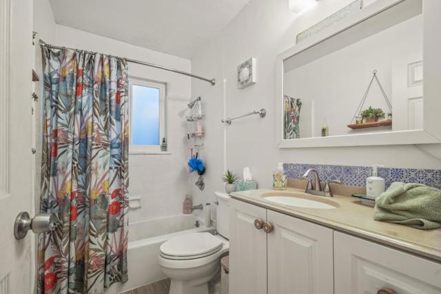 444 Villa Terrace, San Mateo CA: https://media.crmls.org/mediaz/e48314a0-7311-4db9-8049-6a54f6d3bb97.jpg
