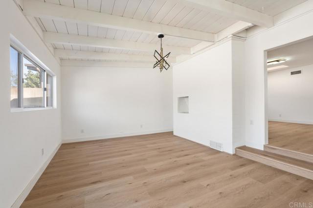 Detail Gallery Image 19 of 52 For 8868 Gowdy Ave, San Diego,  CA 92123 - 5 Beds | 4 Baths