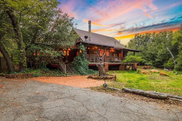 3131 Pera Alta Dr, Julian CA: https://media.crmls.org/mediaz/e4859eb6-42a8-4aa6-9e0a-16dc21fac4be.jpg