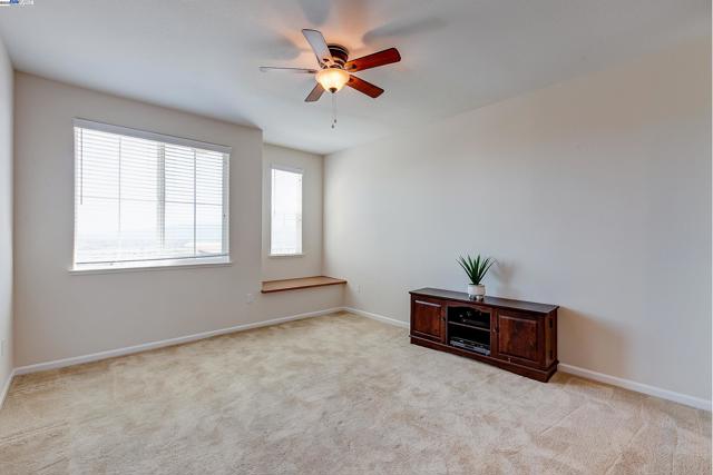 2528 AMANTEA WAY, Dublin CA: https://media.crmls.org/mediaz/e485dfd1-4c7f-430c-b7fd-d53ee1439b22.jpg