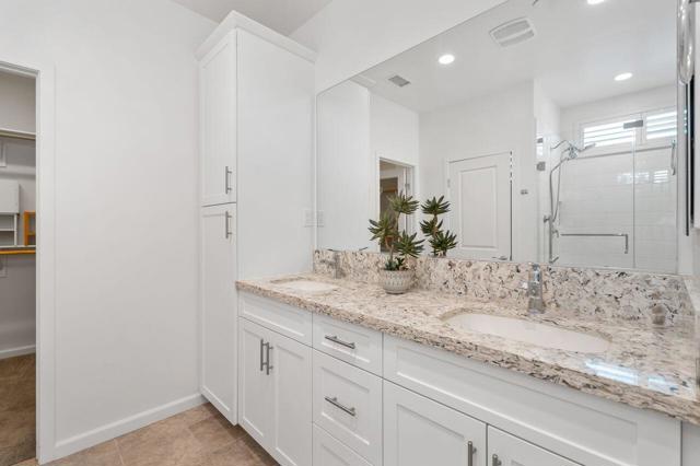 82660 E Mccarroll Drive, Indio CA: https://media.crmls.org/mediaz/e48678bd-0db8-4176-a0e6-b6a36828e911.jpg
