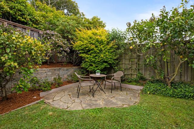 1 Le Havre Place, Half Moon Bay CA: https://media.crmls.org/mediaz/e486831d-a0c5-4fd0-9bcf-8729fa674f0a.jpg