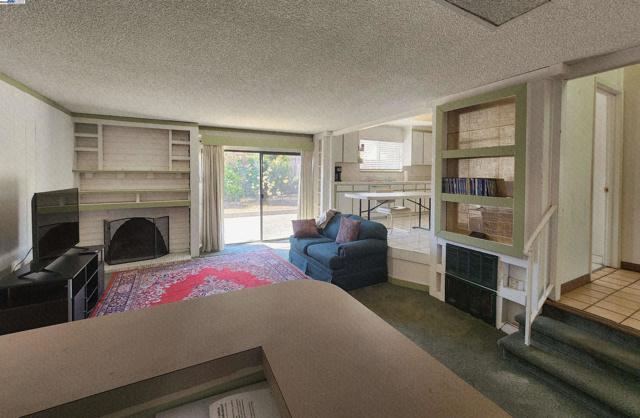 4098 W Las Positas Blvd, Pleasanton CA: https://media.crmls.org/mediaz/e486a70a-e02e-4a27-a88d-1390d0b0072e.jpg