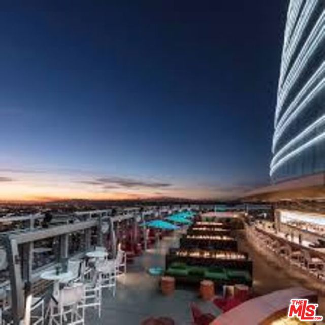 2121 James M Wood Boulevard, Los Angeles CA: https://media.crmls.org/mediaz/e486cb64-b5ca-465b-9a94-d86e8d68025d.jpg