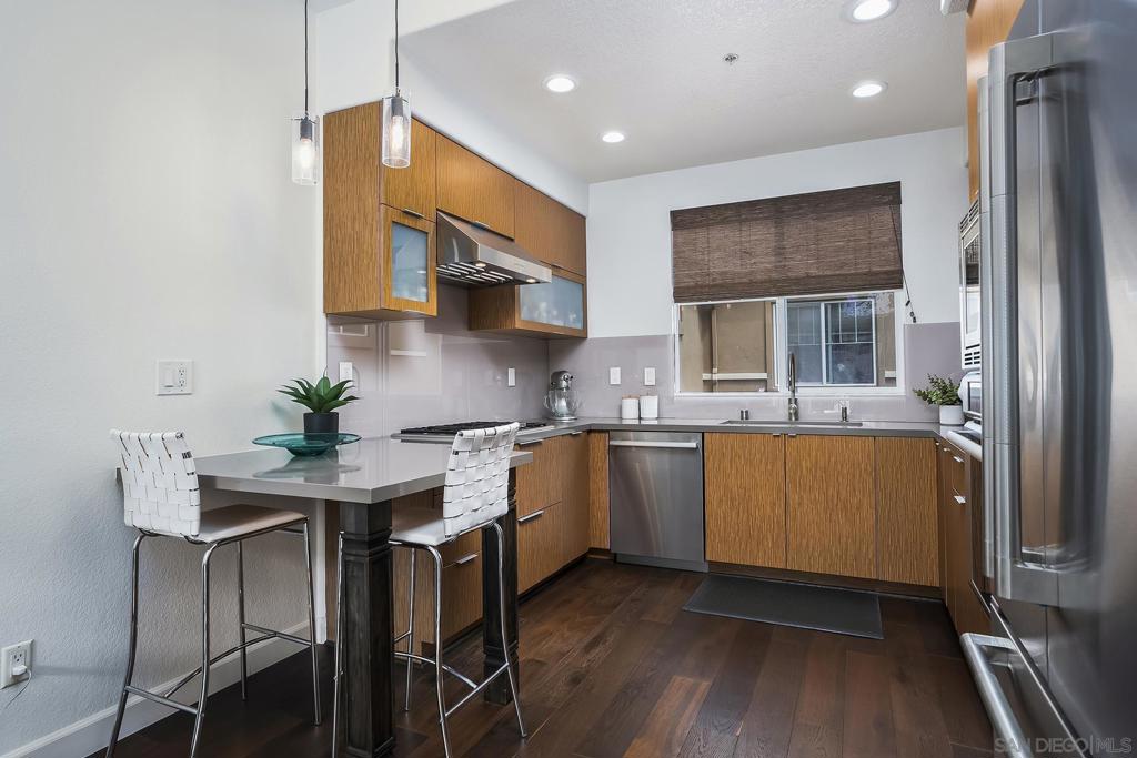 2740 Evans - photo 12