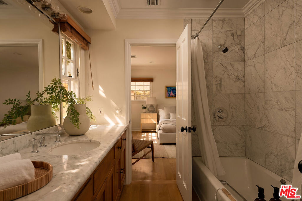 MLS #26862791 image #28